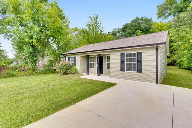 105 Biscayne Boulevard, Rossville, GA 30741