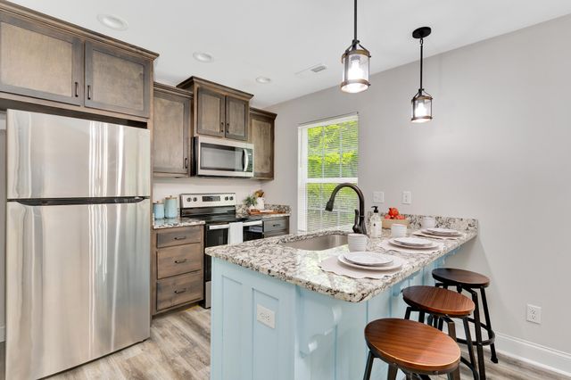 105 Biscayne Boulevard, Rossville, GA 30741