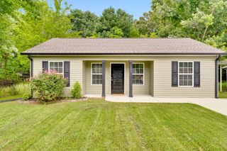 105 Biscayne Boulevard, Rossville, GA 30741