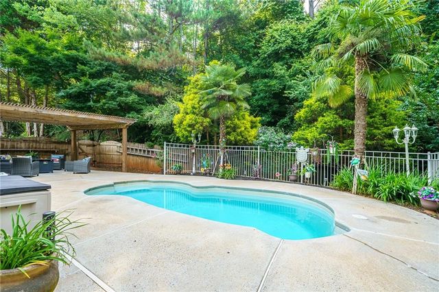 1600 Eagle Drive, Woodstock, GA 30189