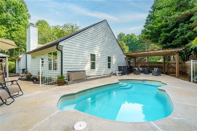 1600 Eagle Drive, Woodstock, GA 30189