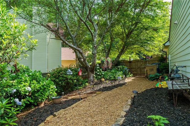 1600 Eagle Drive, Woodstock, GA 30189