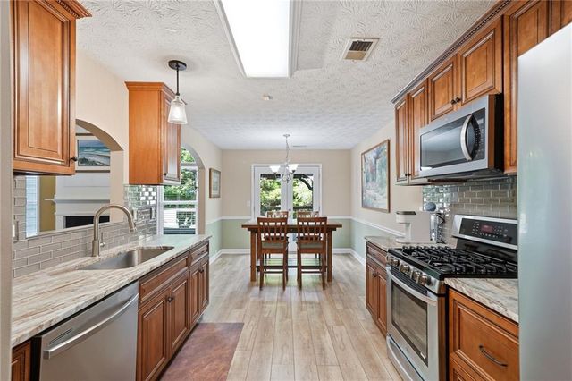 1600 Eagle Drive, Woodstock, GA 30189