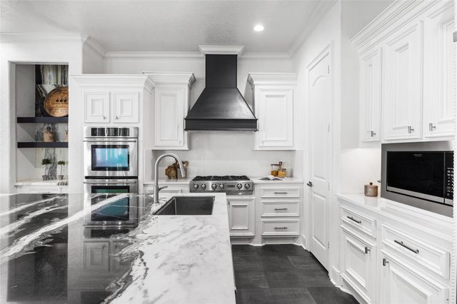 27307 Sgt Taylor Memorial, Spring, TX 77386