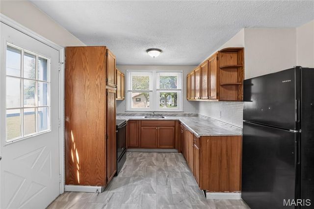 25 Barcelona Avenue, St Louis, MO 63138