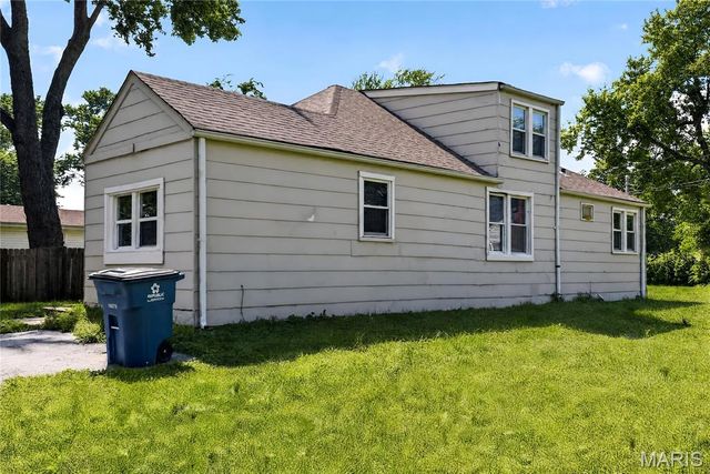 25 Barcelona Avenue, St Louis, MO 63138