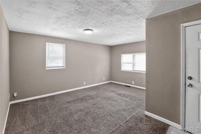 25 Barcelona Avenue, St Louis, MO 63138