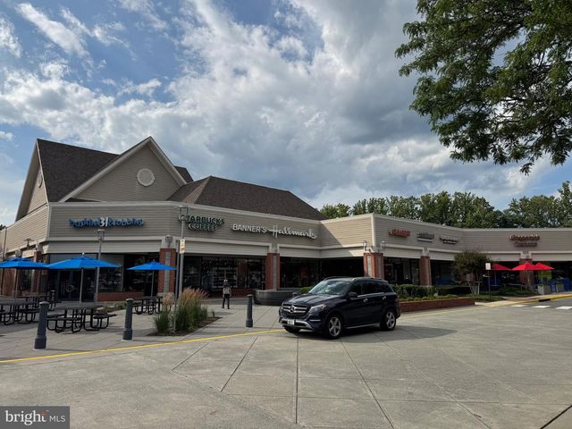 1660 SIERRA WOODS DR, Reston, VA 20194