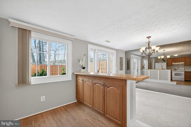 1660 SIERRA WOODS DR, Reston, VA 20194