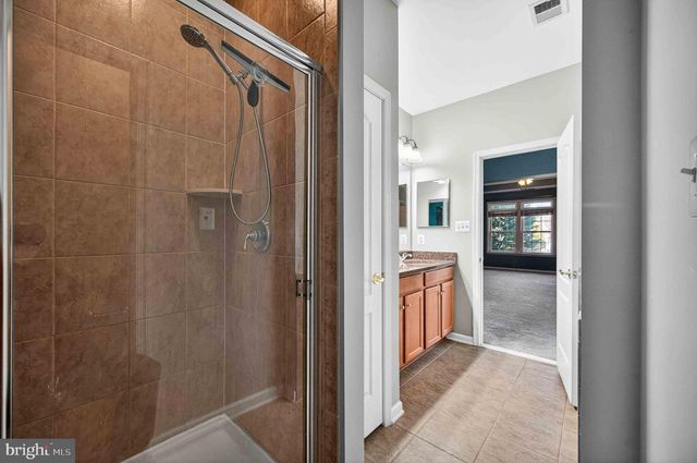 20726 CRESCENT POINTE PL, Ashburn, VA 20147