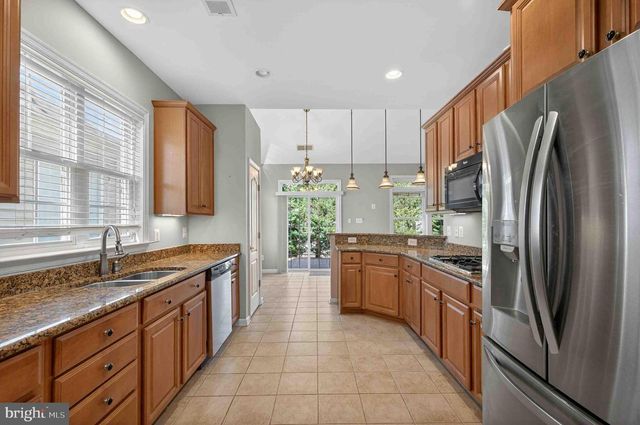 20726 CRESCENT POINTE PL, Ashburn, VA 20147