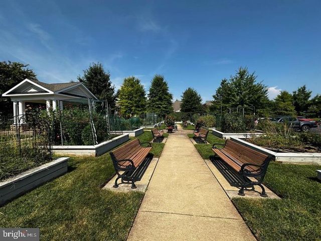 20726 CRESCENT POINTE PL, Ashburn, VA 20147