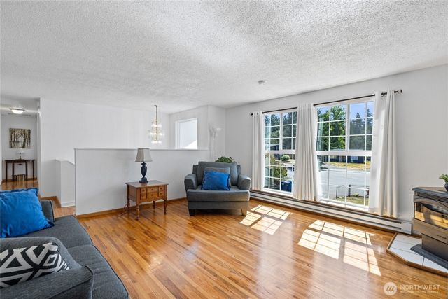 15410 24th Avenue E, Tacoma, WA 98445