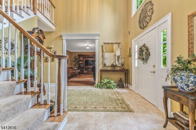 1 Maxwell Ct, Raritan Twp., NJ 08822