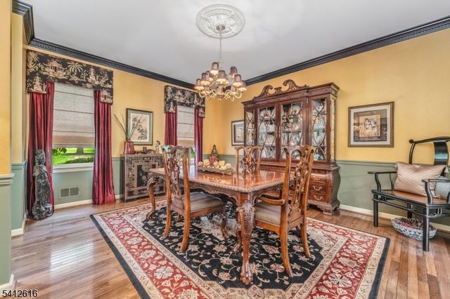 1 Maxwell Ct, Raritan Twp., NJ 08822