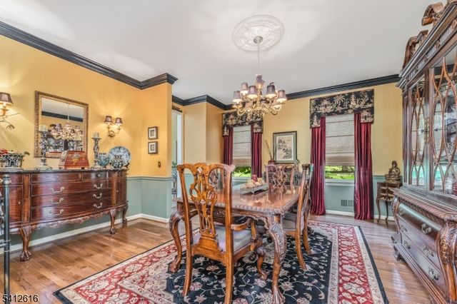 1 Maxwell Ct, Raritan Twp., NJ 08822