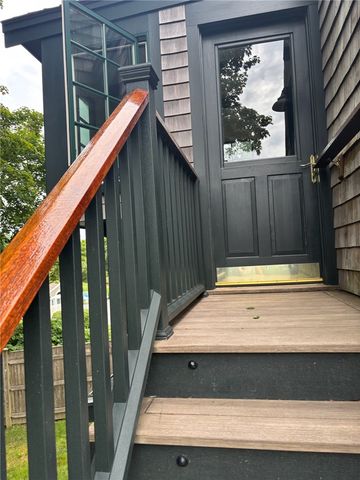 99 Coggeshall Avenue 2, Newport, RI 02840