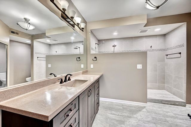 458 Pinnacle Way, Ludlow, KY 41016