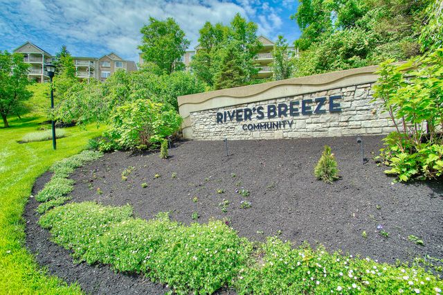 458 Pinnacle Way, Ludlow, KY 41016