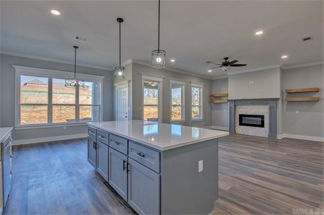 9717 Cliffside Drive, Sherwood, AR 72120