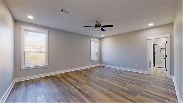 9717 Cliffside Drive, Sherwood, AR 72120