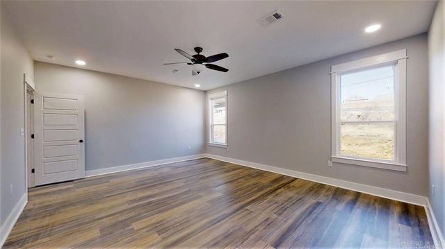 9717 Cliffside Drive, Sherwood, AR 72120