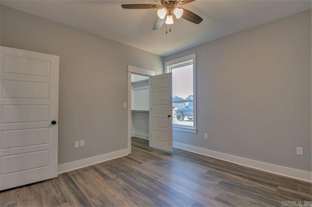 9717 Cliffside Drive, Sherwood, AR 72120