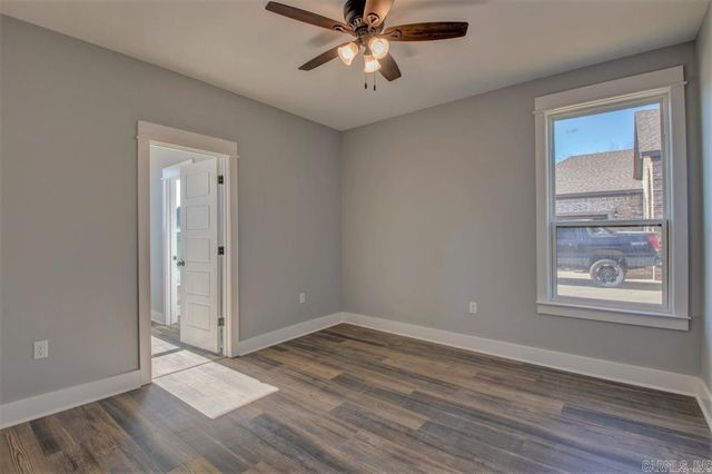 9717 Cliffside Drive, Sherwood, AR 72120