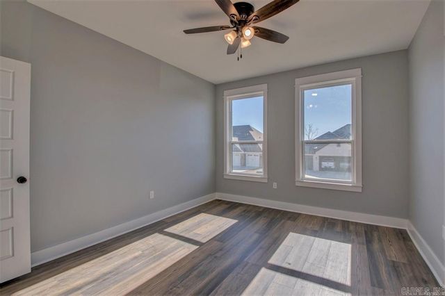 9717 Cliffside Drive, Sherwood, AR 72120