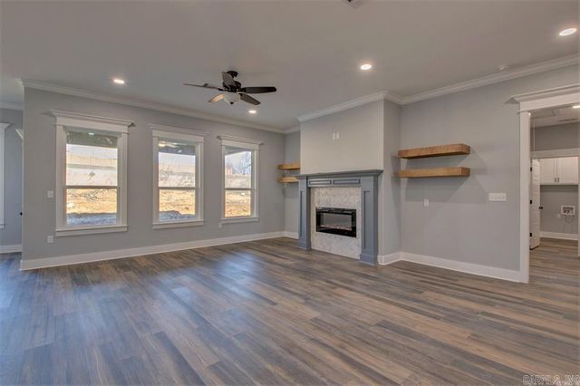 9717 Cliffside Drive, Sherwood, AR 72120