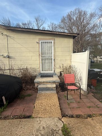 4744 PERCY RD, Memphis, TN 38109