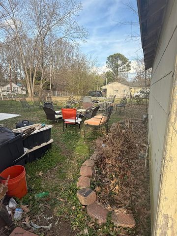 4744 PERCY RD, Memphis, TN 38109