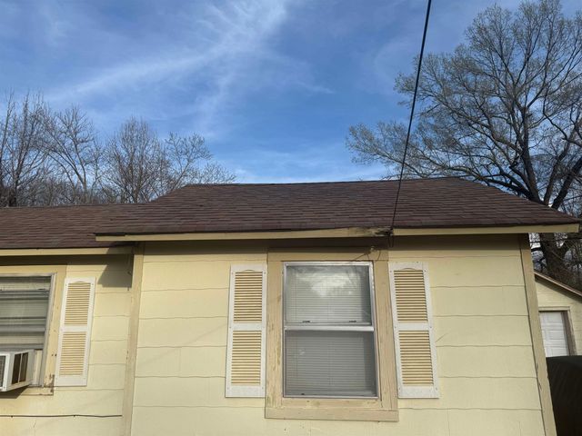 4744 PERCY RD, Memphis, TN 38109