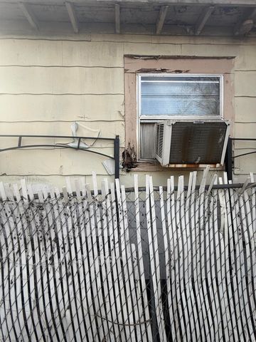 4744 PERCY RD, Memphis, TN 38109