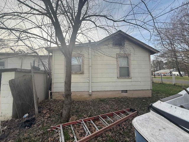 4744 PERCY RD, Memphis, TN 38109