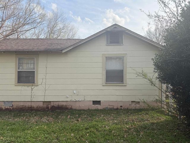 4744 PERCY RD, Memphis, TN 38109