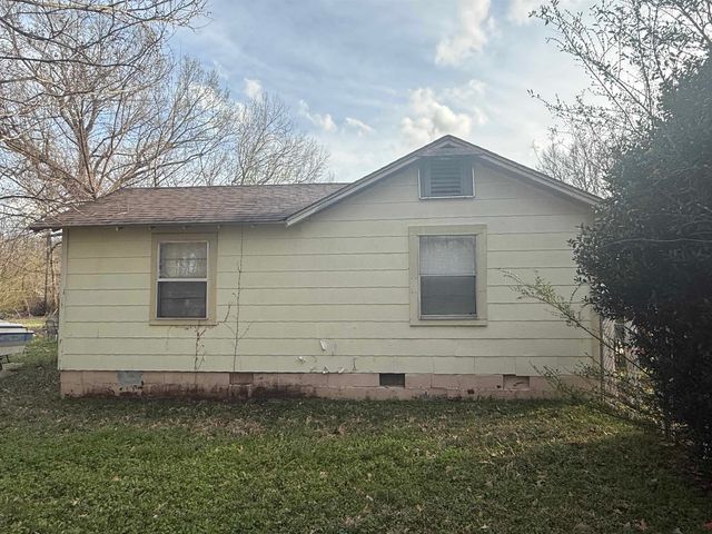 4744 PERCY RD, Memphis, TN 38109