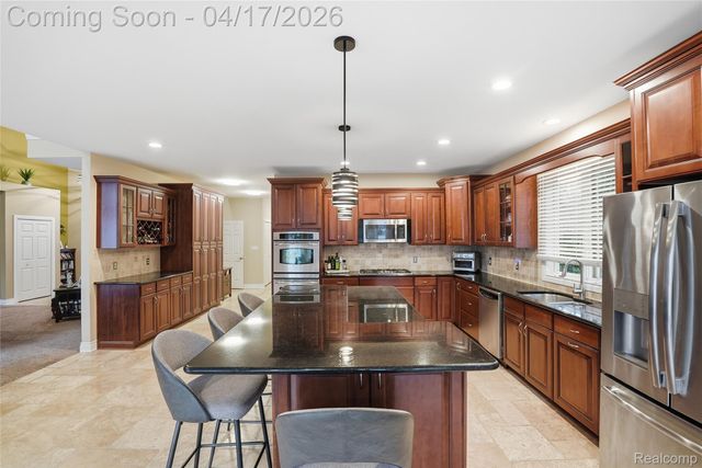 1836 Alsup Avenue, Commerce Charter Township, MI 48382