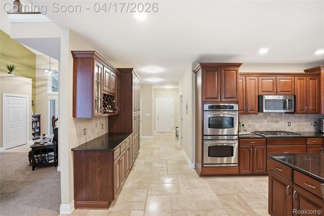 1836 Alsup Avenue, Commerce Charter Township, MI 48382