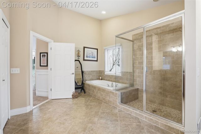 1836 Alsup Avenue, Commerce Charter Township, MI 48382