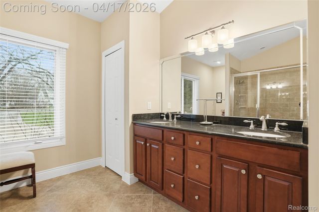 1836 Alsup Avenue, Commerce Charter Township, MI 48382
