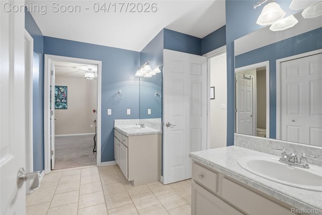 1836 Alsup Avenue, Commerce Charter Township, MI 48382
