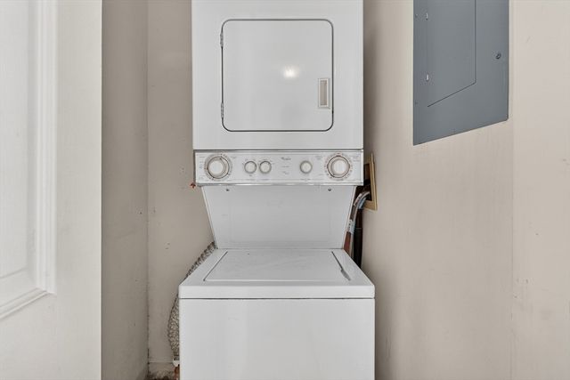 269 Cambridge Rd 608, Woburn, MA 01801