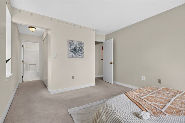 269 Cambridge Rd 608, Woburn, MA 01801