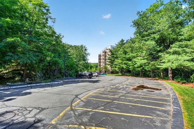 269 Cambridge Rd 608, Woburn, MA 01801
