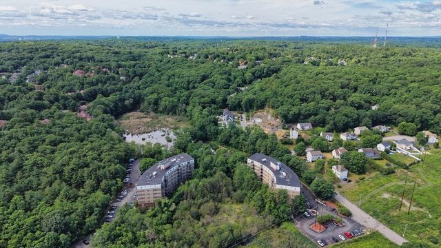 269 Cambridge Rd 608, Woburn, MA 01801