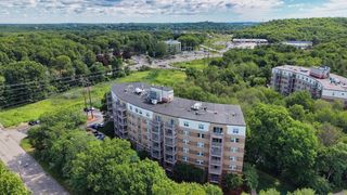 269 Cambridge Rd 608, Woburn, MA 01801