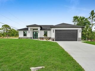 1204 Flora AVE N, Lehigh Acres, FL 33971