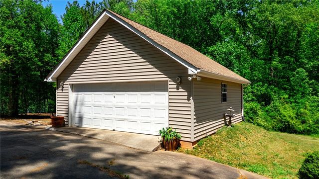 592 Kay Drive, Easley, SC 29640
