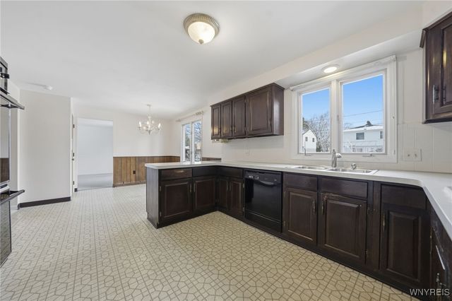 60 Patton Place, Amherst, NY 14221